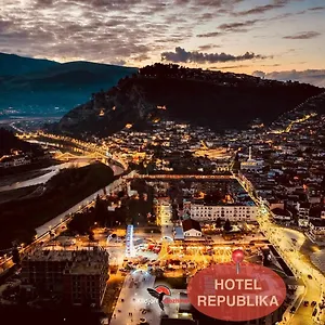 **** Hotel Republika Albanië
